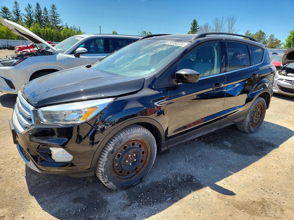 54132326 :رقم المزاد ، 1FMCU9GD9JUA76370 vin ، 2018 Ford Escape مزاد بيع
