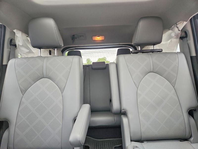 53665166 :رقم المزاد ، 5TDEBRCH6PS596986 vin ، 2023 Toyota Highlander Hybrid مزاد بيع