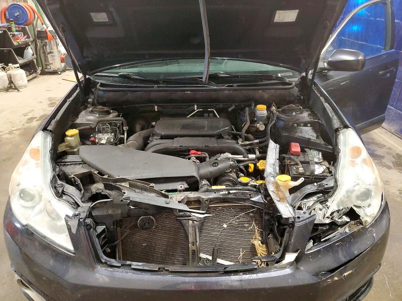 52691126 :رقم المزاد ، 4S4BRBFC0B3383396 vin ، 2011 Subaru Outback مزاد بيع