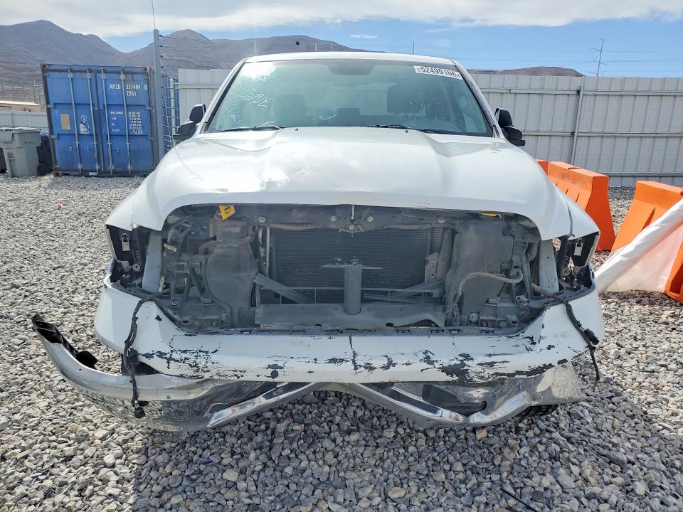 52499106 :رقم المزاد ، 1C6RR6FG1HS708737 vin ، 2017 Ram 1500 مزاد بيع