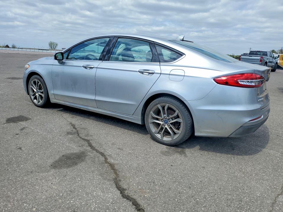 53422836 :رقم المزاد ، 3FA6P0CD3LR177267 vin ، 2020 Ford Fusion مزاد بيع