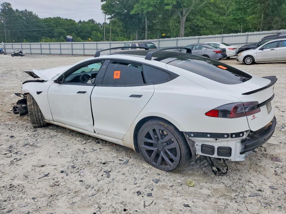 52766706 :رقم المزاد ، 5YJSA1E55MF456146 vin ، 2021 Tesla Model S مزاد بيع