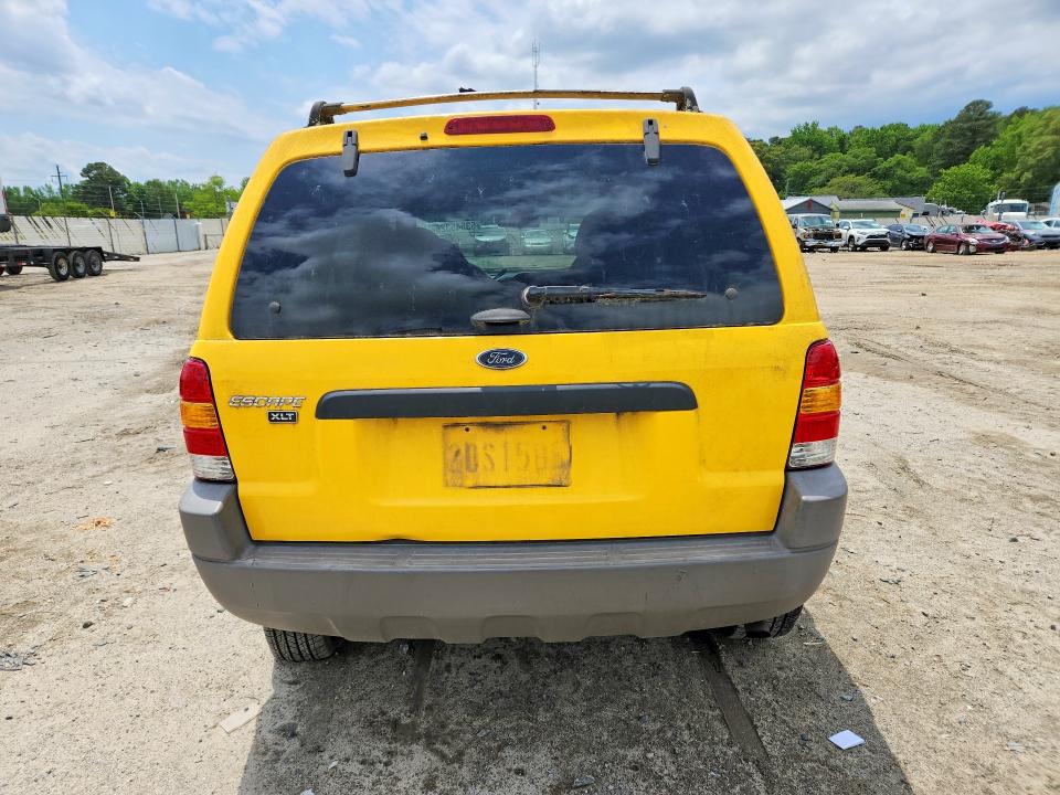 53545326 :رقم المزاد ، 1FMCU03121KB70626 vin ، 2001 Ford Escape مزاد بيع