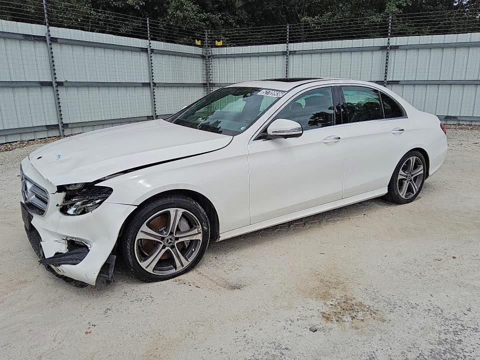 2020 Mercedes-benz E მანქანა იყიდება აუქციონზე, vin: WDDZF8EBXLA756454, აუქციონის ნომერი: 52709936