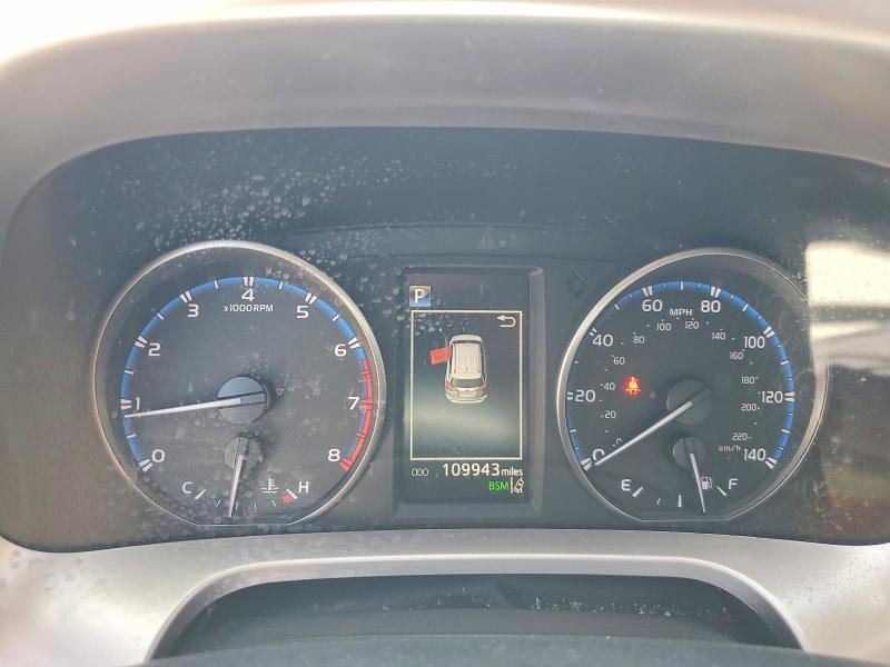 Aukcja sprzedaży 2018 Toyota Rav4, vin: JTMRFREV7JJ260843, numer aukcji: 52604326