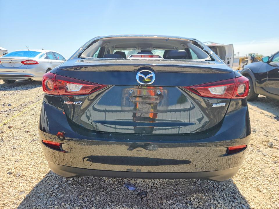 Продажа на аукционе авто 2018 Mazda 3, vin: 3MZBN1V33JM215399, номер лота: 53322406