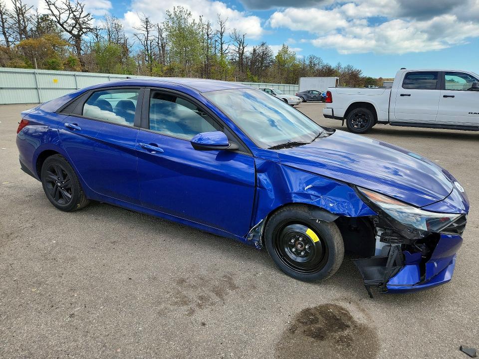 53936176 :رقم المزاد ، 5NPLM4AG0NH083508 vin ، 2022 Hyundai Elantra مزاد بيع