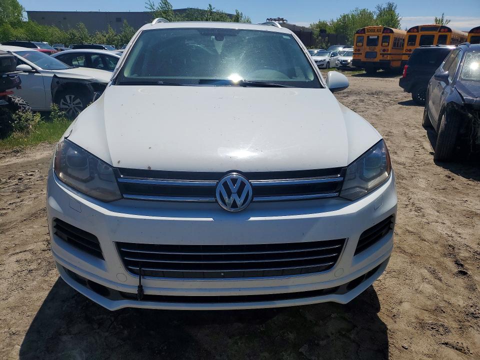 Продажа на аукционе авто 2014 Volkswagen Touareg, vin: WVGDF9BP5ED004085, номер лота: 54970966