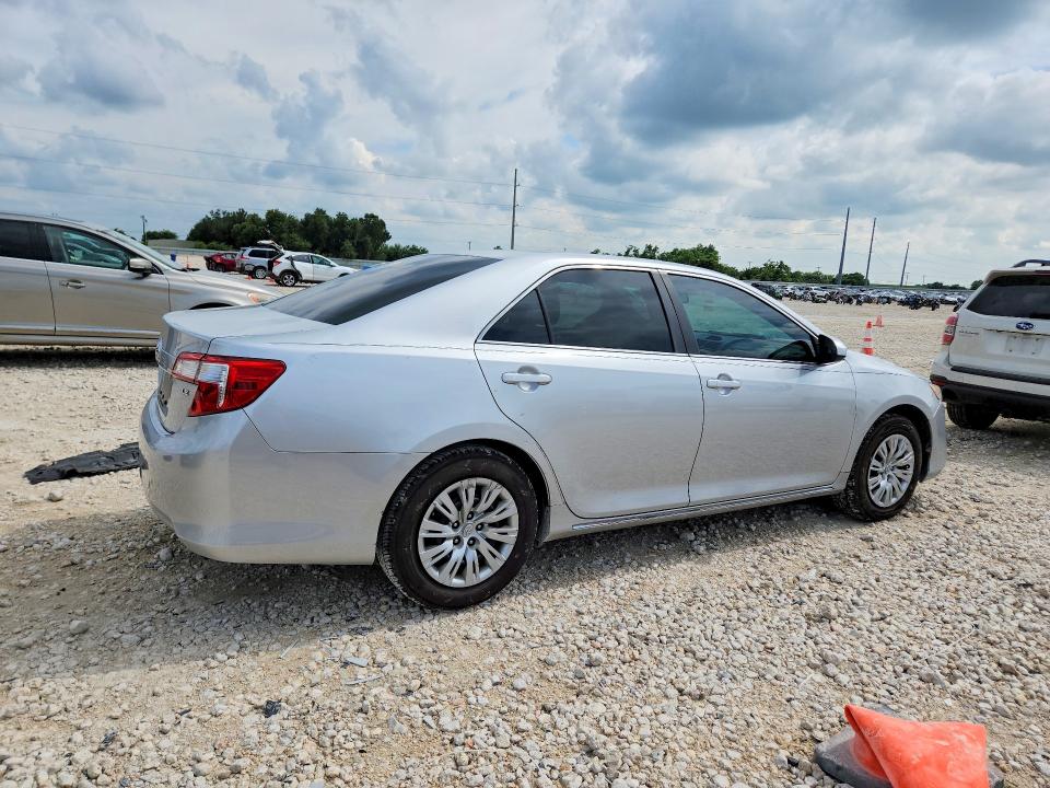 54779266 :رقم المزاد ، 4T1BF1FK6EU759737 vin ، 2014 Toyota Camry مزاد بيع