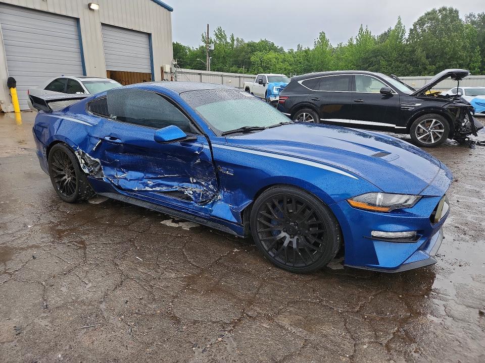 Продажа на аукционе авто 2018 Ford Mustang, vin: 1FA6P8THXJ5174593, номер лота: 52361426