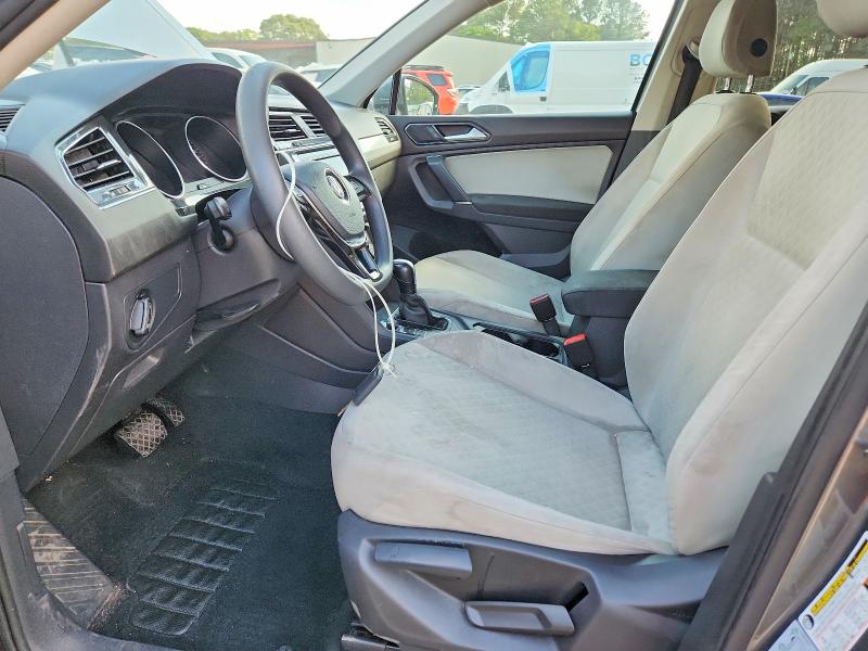 Продаж на аукціоні авто 2018 Volkswagen Tiguan, vin: 3VV1B7AXXJM090521, номер лоту: 53524246