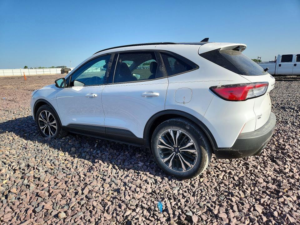 53591286 :رقم المزاد ، 1FMCU0BZ6MUA03105 vin ، 2021 Ford Escape مزاد بيع