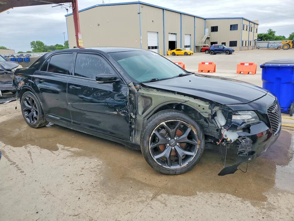 2021 Chrysler 300 მანქანა იყიდება აუქციონზე, vin: 2C3CCABG5MH545444, აუქციონის ნომერი: 51015706