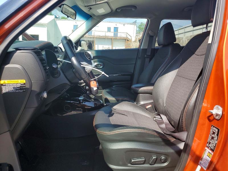 55058276 :رقم المزاد ، KNDJX3AA4J7586106 vin ، 2018 Kia Soul مزاد بيع