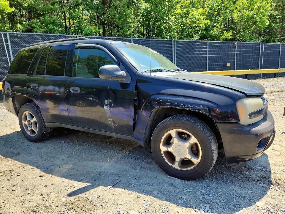2007 Chevrolet Trailblazer მანქანა იყიდება აუქციონზე, vin: 1GNDS13S272242549, აუქციონის ნომერი: 53781246