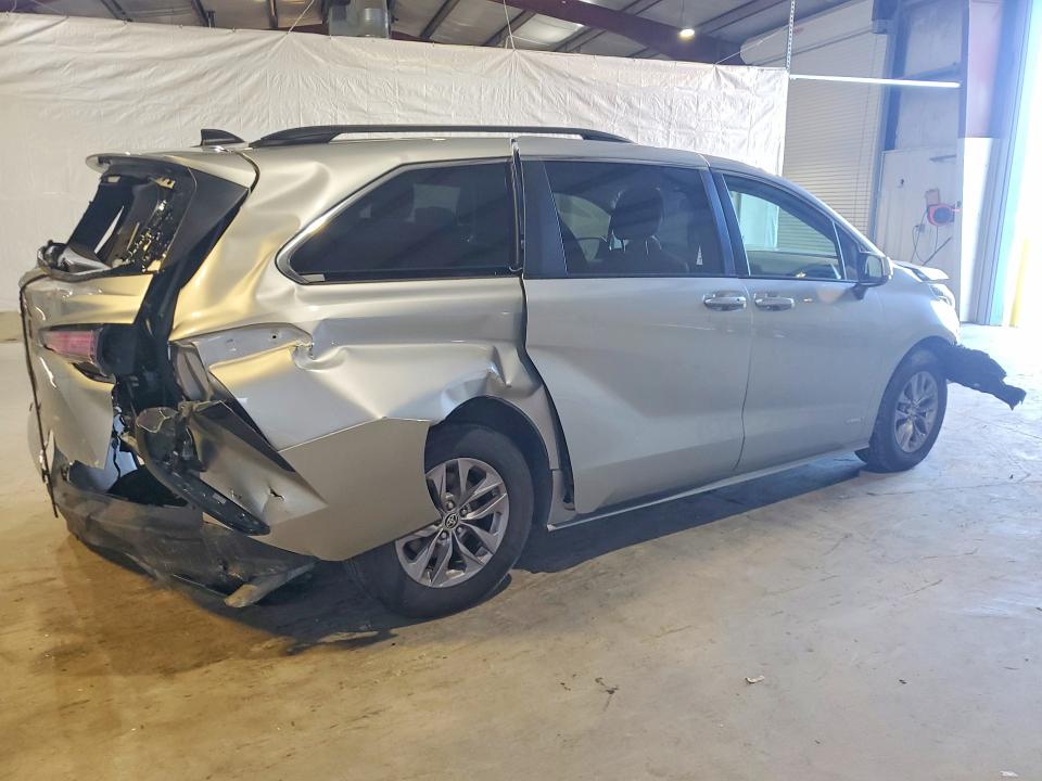 Aukcja sprzedaży 2021 Toyota Sienna, vin: 5TDKRKEC9MS067003, numer aukcji: 52092466