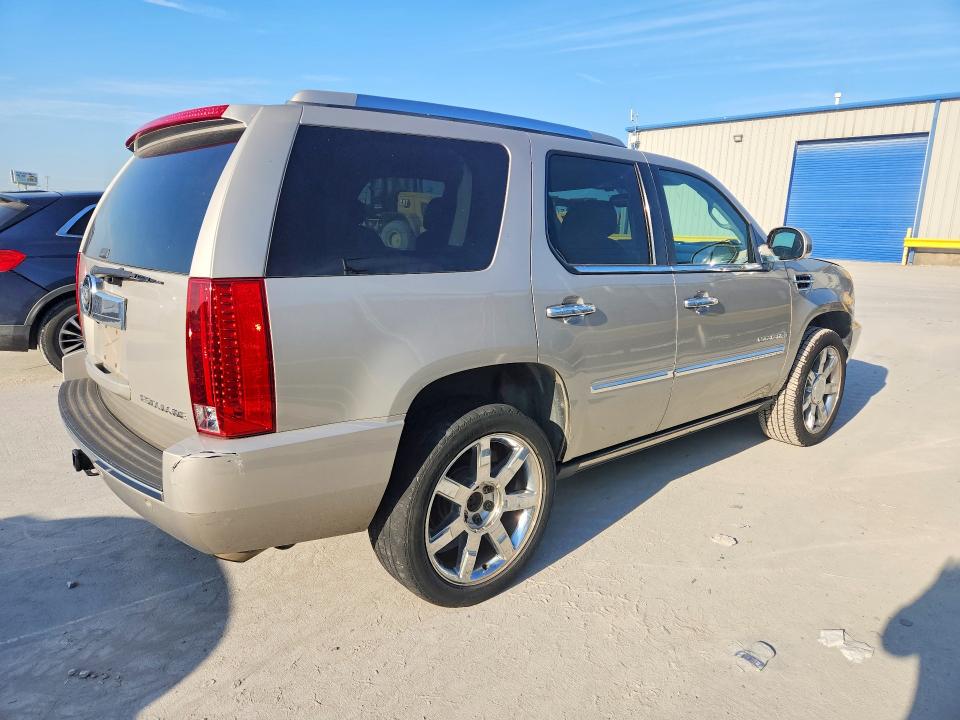 2009 Cadillac Escalade მანქანა იყიდება აუქციონზე, vin: 1GYFK23299R285085, აუქციონის ნომერი: 53774956