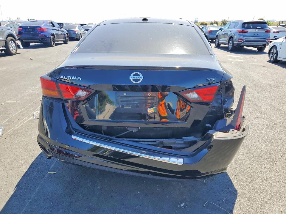 53811956 :رقم المزاد ، 1N4BL4CV1KC212881 vin ، 2019 Nissan Altima مزاد بيع