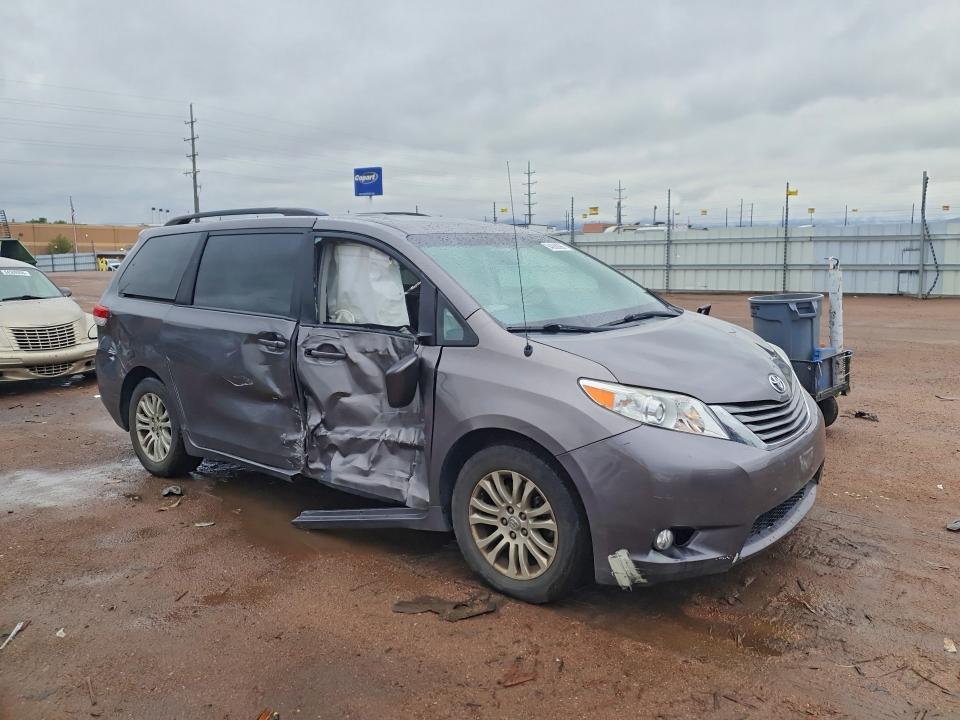 2013 Toyota Sienna მანქანა იყიდება აუქციონზე, vin: 5TDYK3DC7DS376961, აუქციონის ნომერი: 54288886
