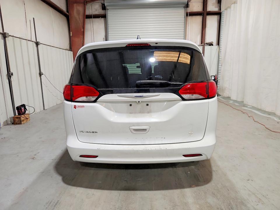 52904696 :رقم المزاد ، 2C4RC1AG5LR187665 vin ، 2020 Chrysler Voyager مزاد بيع