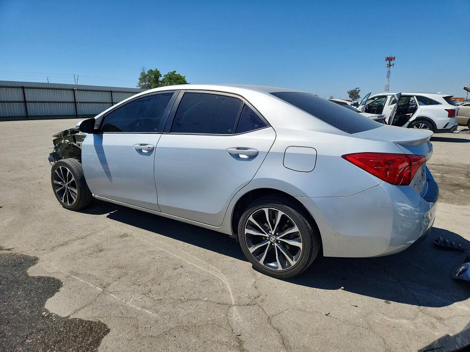 53100266 :رقم المزاد ، 2T1BURHE0JC105940 vin ، 2018 Toyota Corolla مزاد بيع
