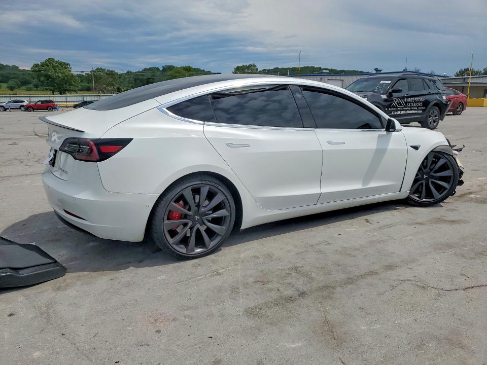 Продажа на аукционе авто 2020 Tesla Model 3, vin: 5YJ3E1EC1LF623849, номер лота: 52526376