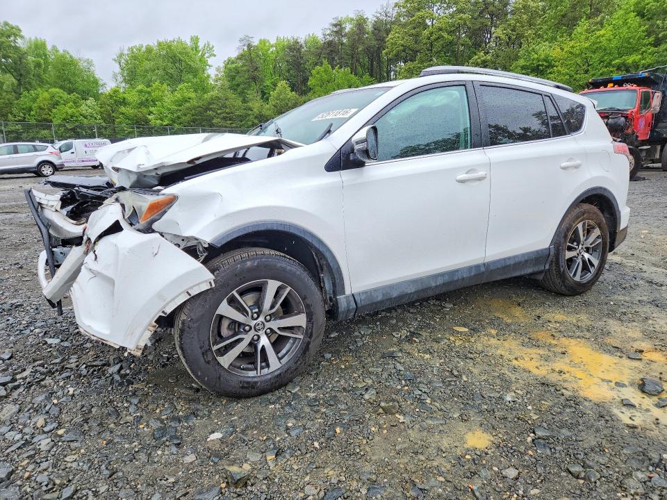 Продажа на аукционе авто 2018 Toyota Rav4, vin: 2T3WFREV2JW411592, номер лота: 52611816