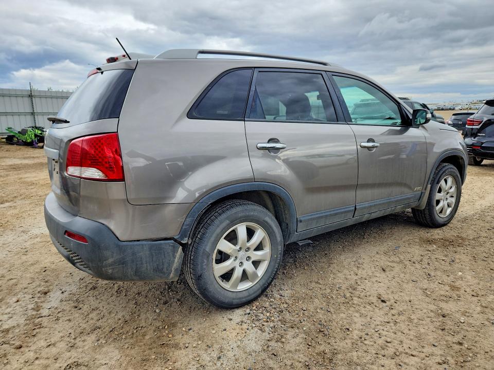 Продажа на аукционе авто 2011 Kia Sorento, vin: 5XYKTCA15BG066999, номер лота: 52658976