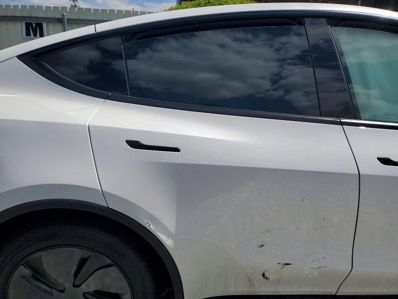 2026 Tesla Model Y მანქანა იყიდება აუქციონზე, vin: 7SAYGDED6TA583763, აუქციონის ნომერი: 52510416