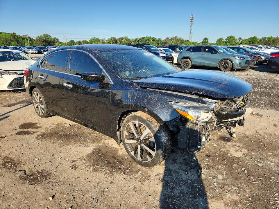 Продажа на аукционе авто 2018 Nissan Altima, vin: 1N4AL3AP2JC107629, номер лота: 55071996