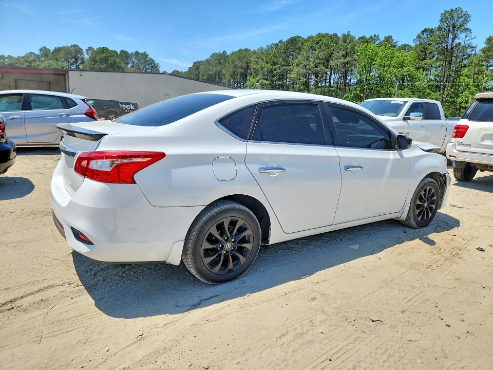 Продажа на аукционе авто 2018 Nissan Sentra, vin: 3N1AB7AP8JY321149, номер лота: 53701006