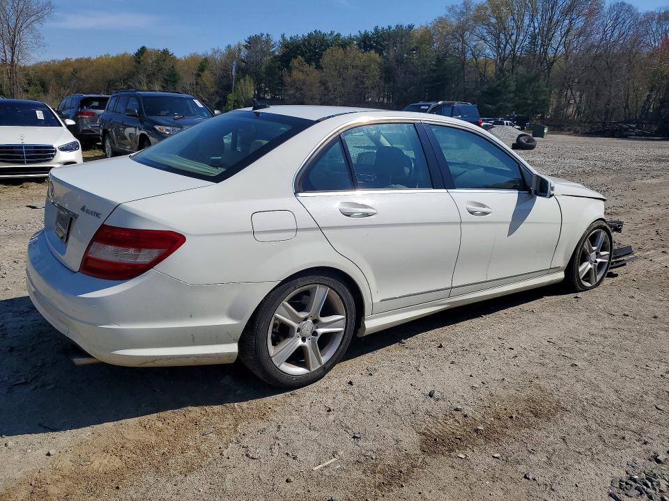 52124136 :رقم المزاد ، WDDGF8BB6AF490622 vin ، 2010 Mercedes-benz C مزاد بيع