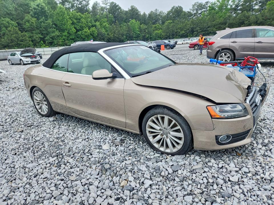 54605656 :رقم المزاد ، WAUVFAFH8BN013007 vin ، 2010 Audi A5 مزاد بيع