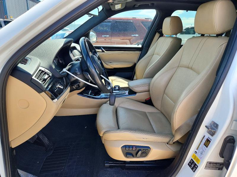 54694796 :رقم المزاد ، 5UXWX7C58H0U40046 vin ، 2017 Bmw X3 مزاد بيع