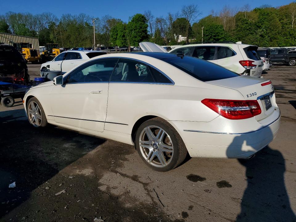 52143356 :رقم المزاد ، WDDKJ5GB0AF043784 vin ، 2010 Mercedes-benz E مزاد بيع