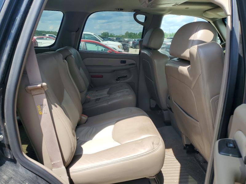52213636 :رقم المزاد ، 1GKEK63U15J242383 vin ، 2005 Gmc Yukon مزاد بيع
