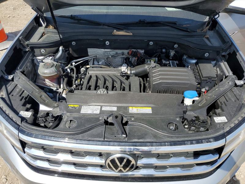 53575626 :رقم المزاد ، 1V2JE2CA3NC211400 vin ، 2022 Volkswagen Atlas Cross Sport مزاد بيع