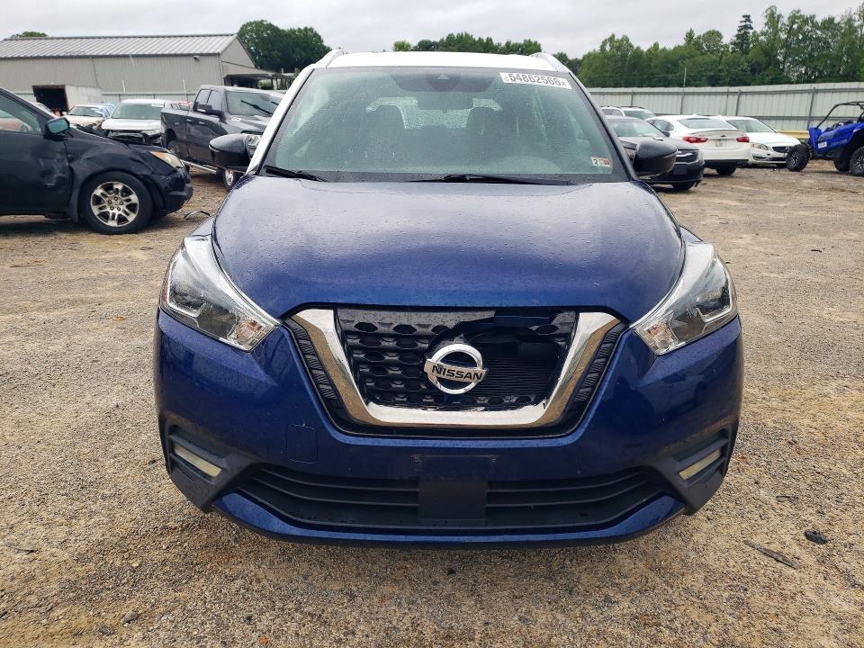 54862566 :رقم المزاد ، 3N1CP5DV4LL553336 vin ، 2020 Nissan Kicks مزاد بيع