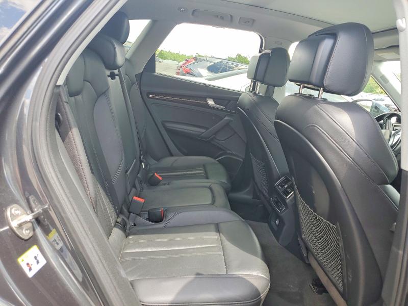 52141196 :رقم المزاد ، WA1CNAFY7J2205123 vin ، 2018 Audi Q5 مزاد بيع