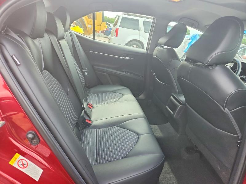 Auction sale of the 2018 Toyota Camry, vin: 4T1B11HK7JU646949, lot number: 55360486
