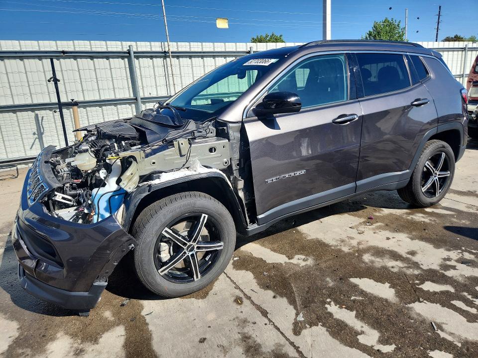 52703066 :رقم المزاد ، 3C4NJDBN0RT596228 vin ، 2024 Jeep Compass مزاد بيع