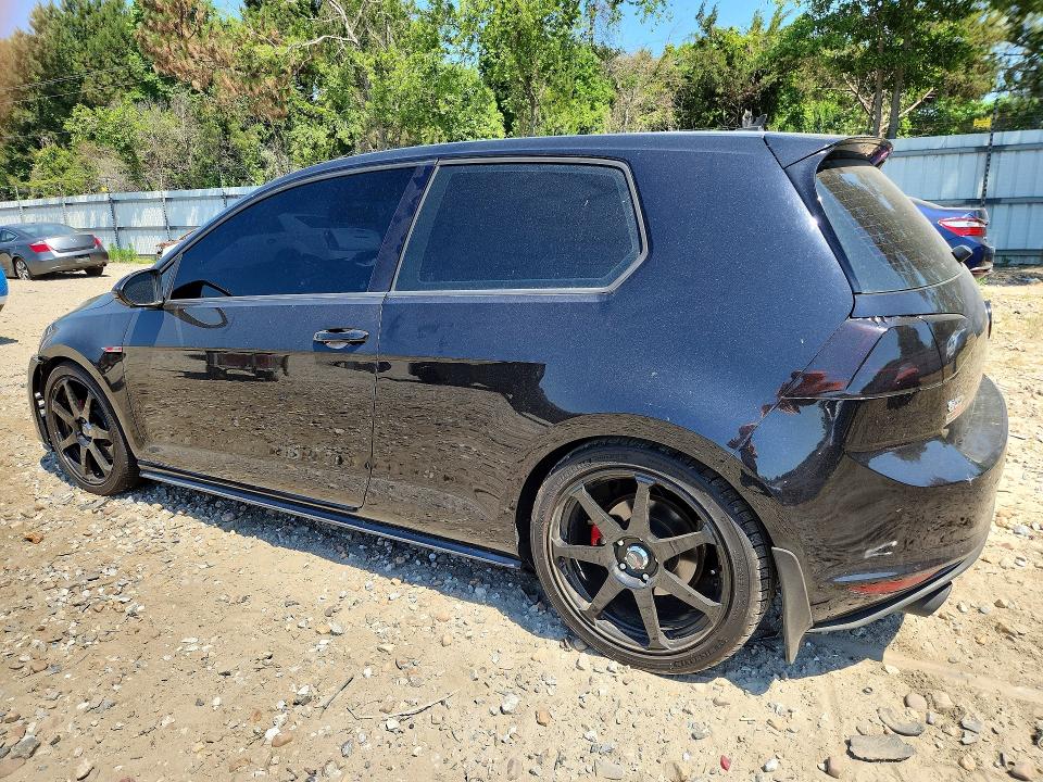 Продажа на аукционе авто 2015 Volkswagen Gti, vin: 3VWYT7AU1FM038358, номер лота: 53919156