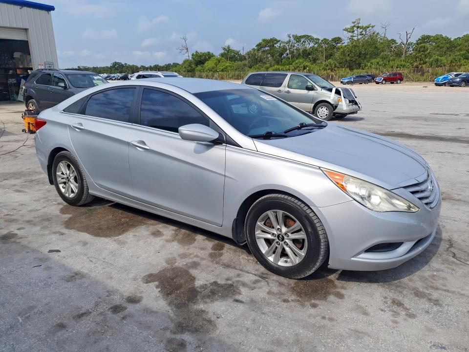 53228336 :رقم المزاد ، 5NPEB4AC1BH108214 vin ، 2011 Hyundai Sonata مزاد بيع