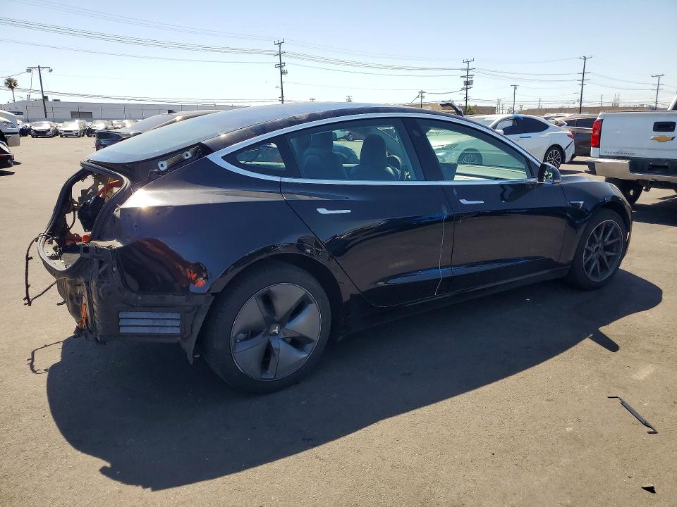 2020 Tesla Model 3 მანქანა იყიდება აუქციონზე, vin: 5YJ3E1EA2LF630145, აუქციონის ნომერი: 51902526