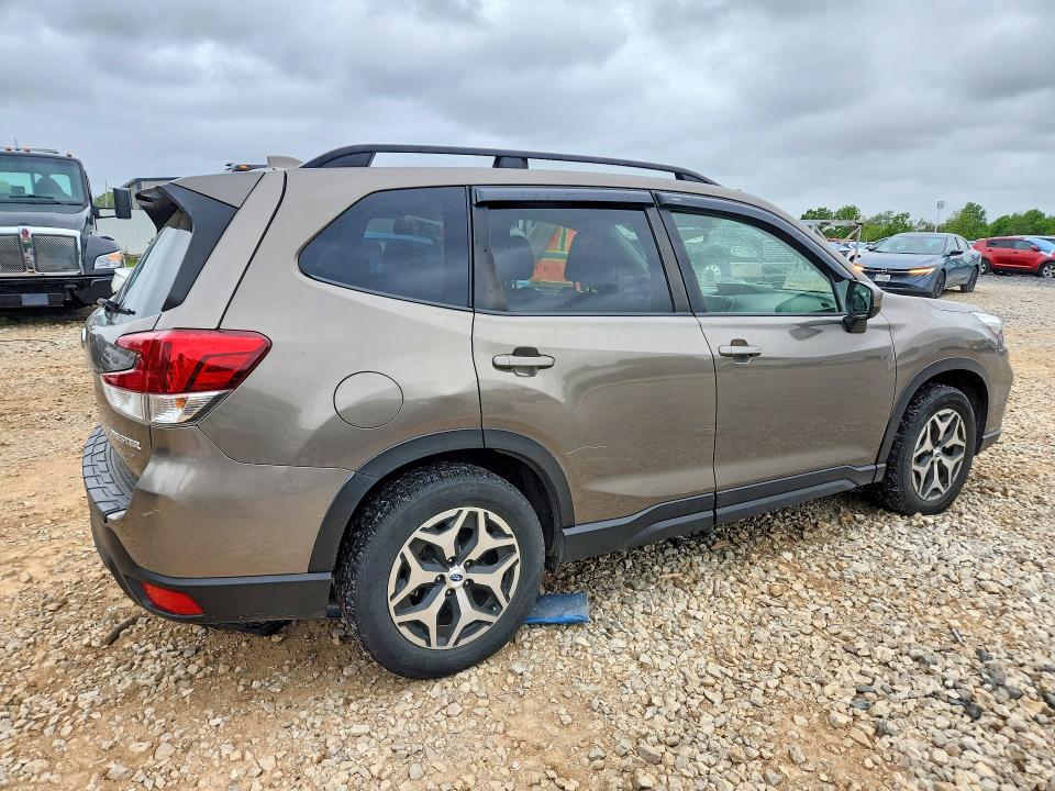 2020 Subaru Forester მანქანა იყიდება აუქციონზე, vin: JF2SKAJC5LH405926, აუქციონის ნომერი: 52616706