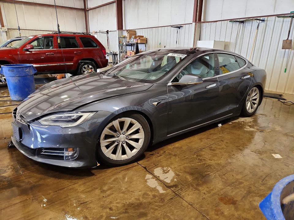 2016 Tesla Model S მანქანა იყიდება აუქციონზე, vin: 5YJSA1E22GF166893, აუქციონის ნომერი: 53710286