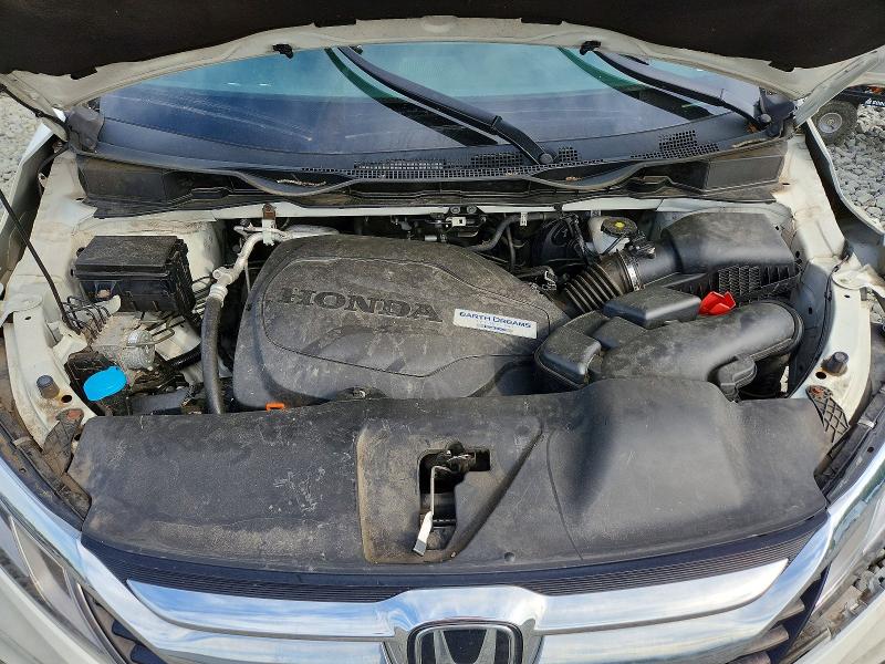 53417606 :رقم المزاد ، 5FNRL6H71JB014415 vin ، 2018 Honda Odyssey مزاد بيع