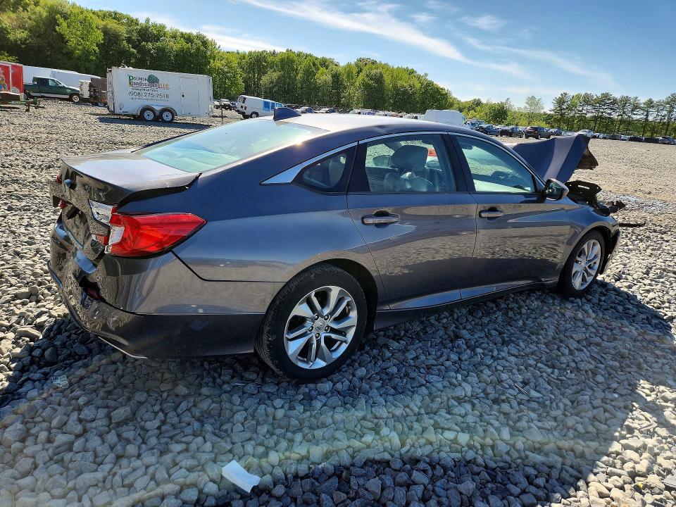 2018 Honda Accord მანქანა იყიდება აუქციონზე, vin: 1HGCV1F18JA167062, აუქციონის ნომერი: 53070676