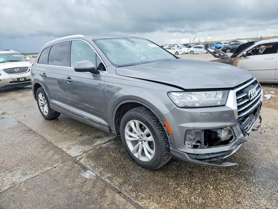 2017 Audi Q7 მანქანა იყიდება აუქციონზე, vin: WA1LAAF70HD027167, აუქციონის ნომერი: 54268896