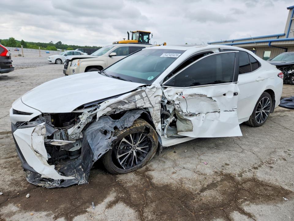 2020 Toyota Camry მანქანა იყიდება აუქციონზე, vin: 4T1G11AK5LU975927, აუქციონის ნომერი: 54240426